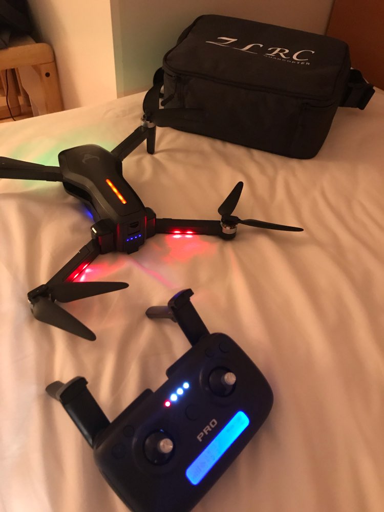 SG906 / SG906 Pro GPS Drone with GPS 4K 5G WIFI 2-axis gimbal Dual camera